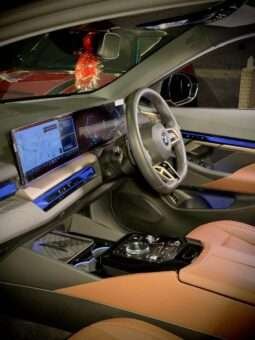 
										BMW 530Li M Sport (LWB) full									