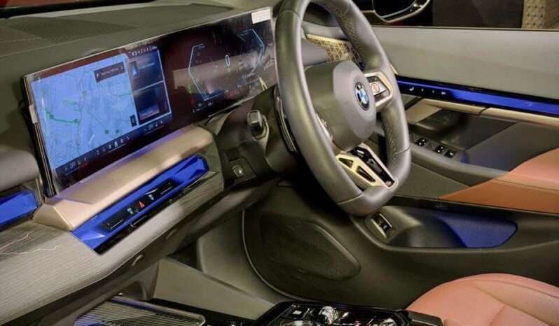 
								BMW 530Li M Sport (LWB) full									