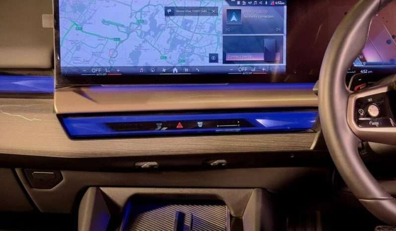 
								BMW 530Li M Sport (LWB) full									