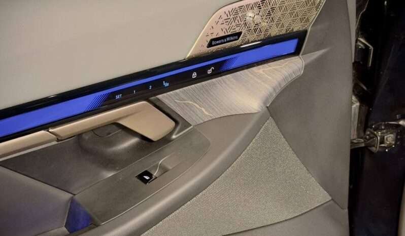 
								BMW 530Li M Sport (LWB) full									