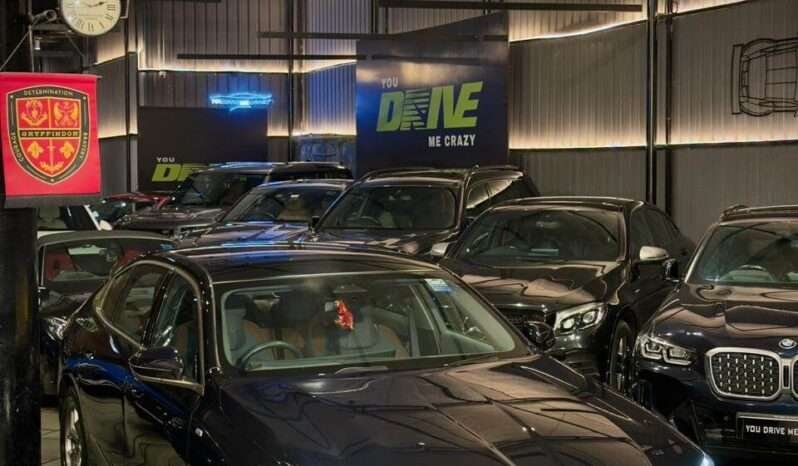 
								BMW 530Li M Sport (LWB) full									