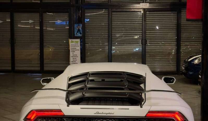 
								Lamborghini Huracán LP 610-4 Coupé full									
