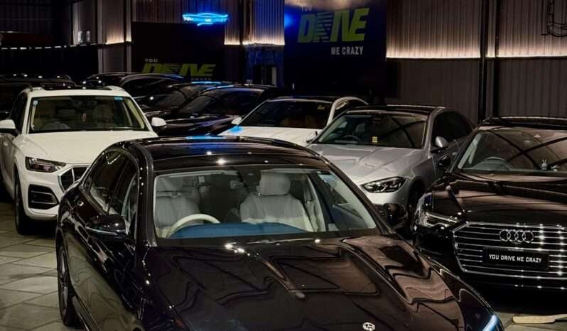 
								Mercedes-Benz E 200 LWB AMG Line full									