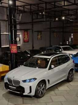 
										BMW X5 xDrive40i M Sport full									
