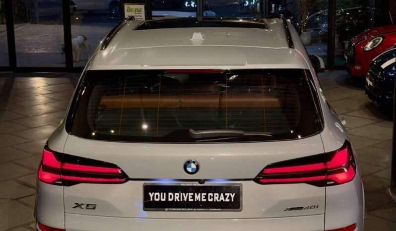 
								BMW X5 xDrive40i M Sport full									