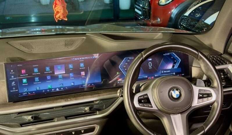 
								BMW X5 xDrive40i M Sport full									