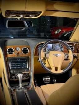 
										Bentley Flying Spur V8 full									