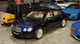 Bentley Flying Spur V8