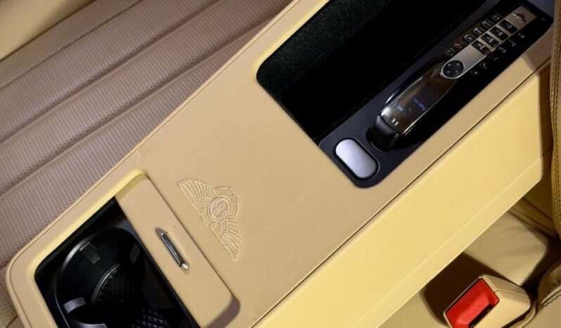 
								Bentley Flying Spur V8 full									