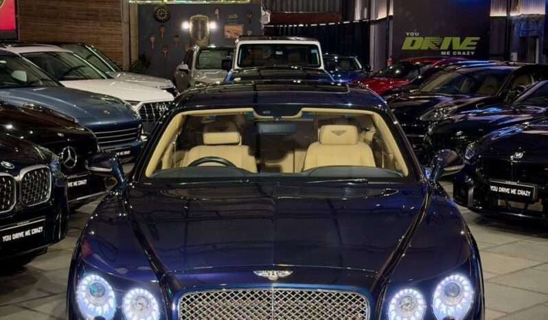 
								Bentley Flying Spur V8 full									