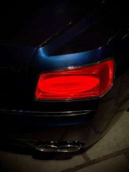 
										Bentley Flying Spur V8 full									