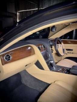 
										Bentley Flying Spur V8 full									