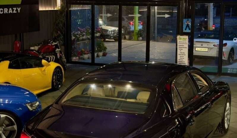 
								Bentley Flying Spur V8 full									