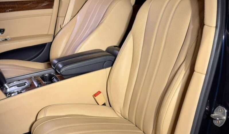 
								Bentley Flying Spur V8 full									