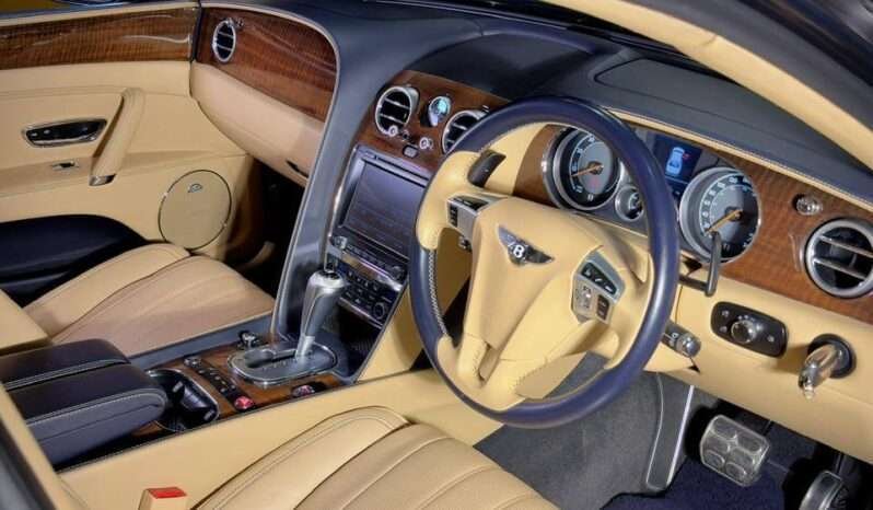 
								Bentley Flying Spur V8 full									