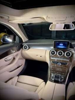 
										Mercedes-Benz C-Class C200 full									