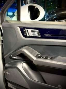 
										Porsche Cayenne E-Hybrid full									