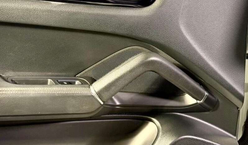 
								Porsche Cayenne E-Hybrid full									