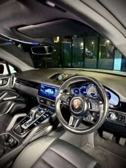 
										Porsche Cayenne E-Hybrid full									