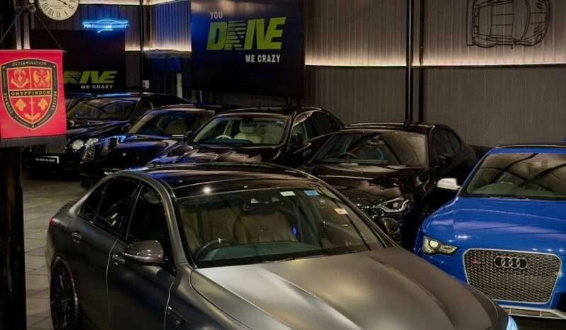 
								Mercedes-Benz E63 S 4MATIC+ (W213) full									