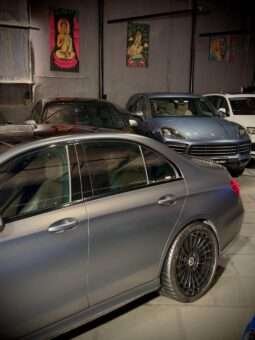 
										Mercedes-Benz E63 S 4MATIC+ (W213) full									