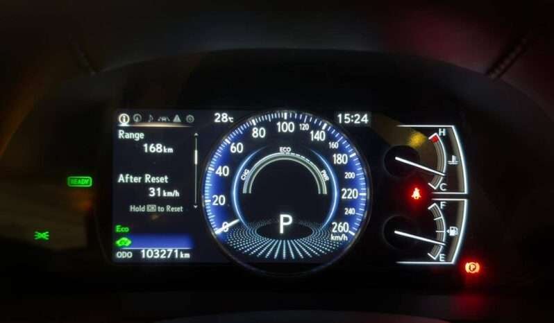 
								Lexus ES 300h full									