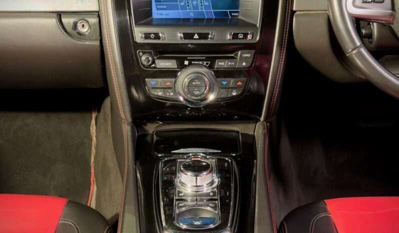 
								Jaguar XKR 5.0 Supercharged (Special Edition) full									