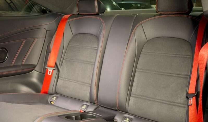 
								Mercedes-Benz C43 AMG Coupe full									