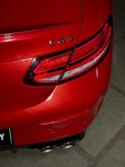 
										Mercedes-Benz C43 AMG Coupe full									