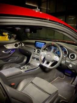 
										Mercedes-Benz C43 AMG Coupe full									