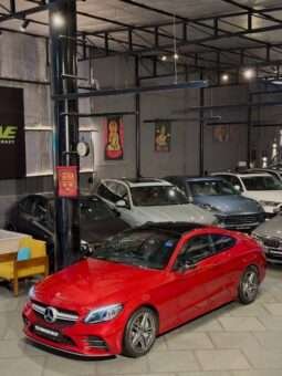 
										Mercedes-Benz C43 AMG Coupe full									