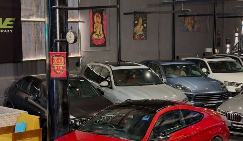 
								Mercedes-Benz C43 AMG Coupe full									