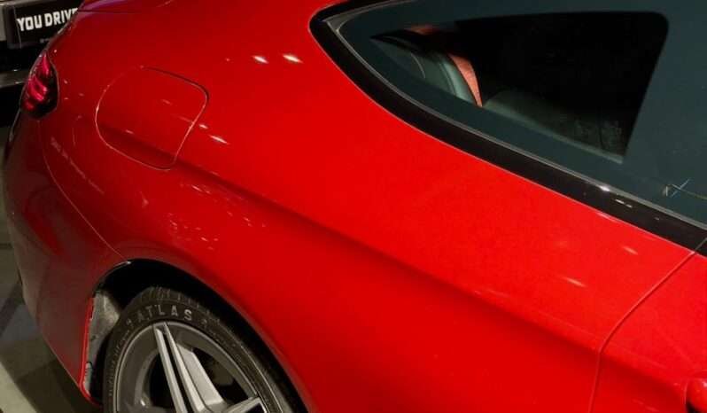 
								Mercedes-Benz C43 AMG Coupe full									