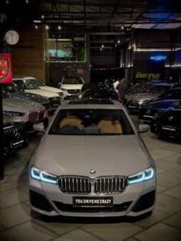 
										BMW 530i M Sport LCI (G30) full									