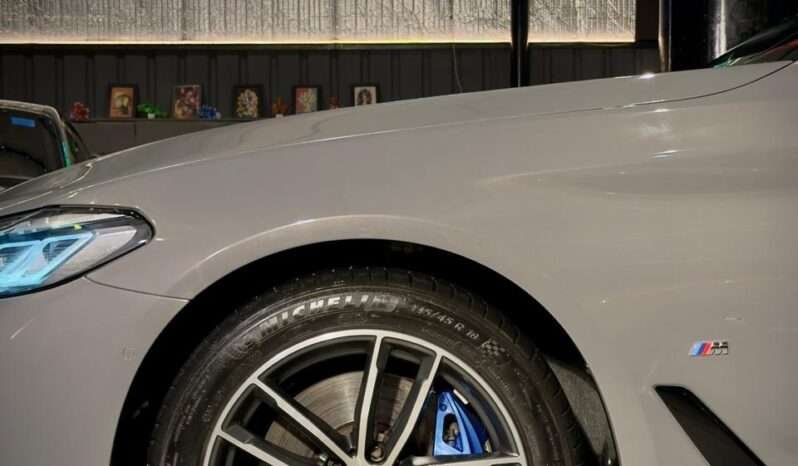 
								BMW 530i M Sport LCI (G30) full									