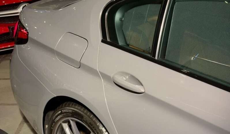 
								BMW 530i M Sport LCI (G30) full									