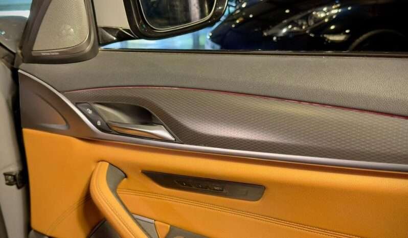 
								BMW 530i M Sport LCI (G30) full									