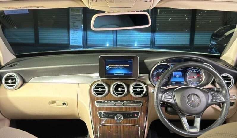 
								Mercedes-Benz C200 (W205) full									