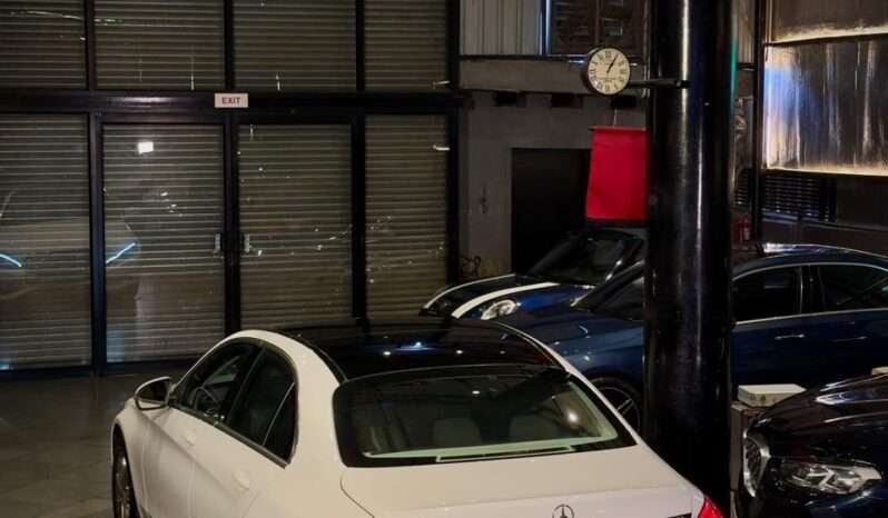 
								Mercedes-Benz C200 (W205) full									