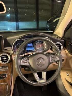 Mercedes-Benz C200 (W205)