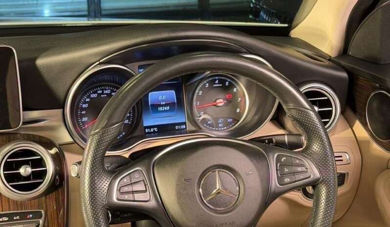 
								Mercedes-Benz C200 (W205) full									