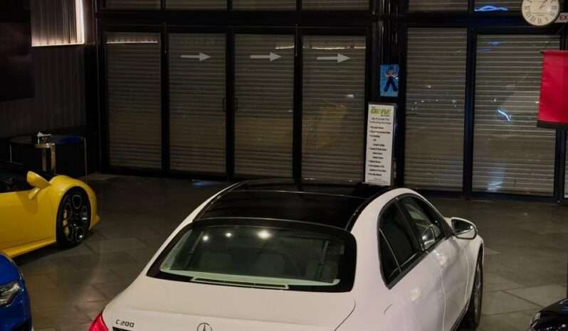 
								Mercedes-Benz C200 (W205) full									