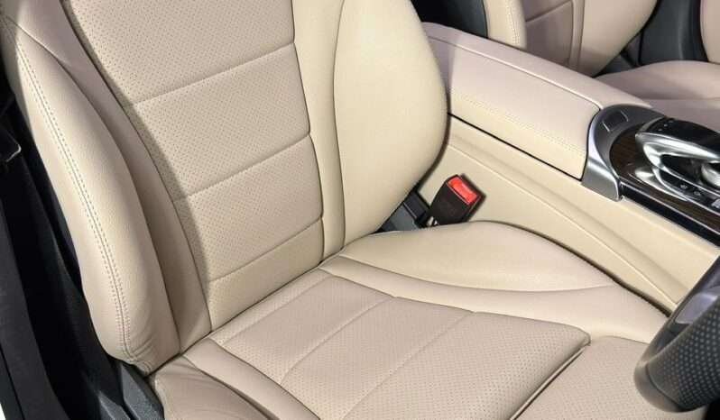 
								Mercedes-Benz C200 (W205) full									