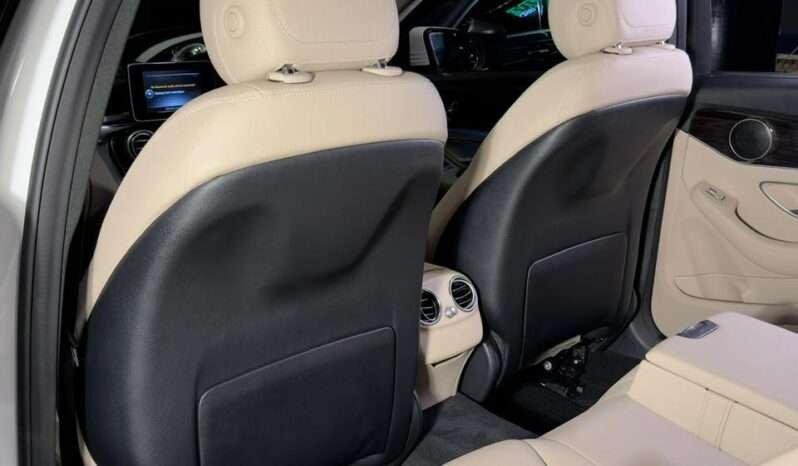 
								Mercedes-Benz C200 (W205) full									