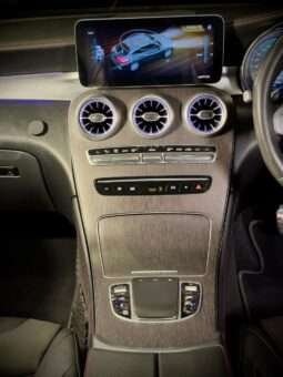 
										Mercedes-Benz GLC43 AMG full									