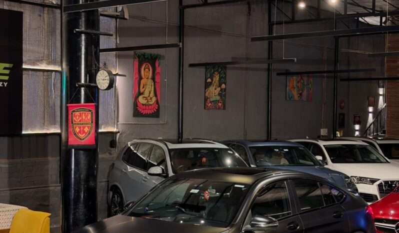 
								Mercedes-Benz GLC43 AMG full									