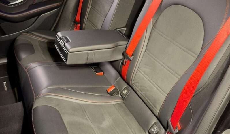 
								Mercedes-Benz GLC43 AMG full									