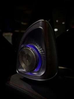 
										Mercedes-Benz GLC43 AMG full									