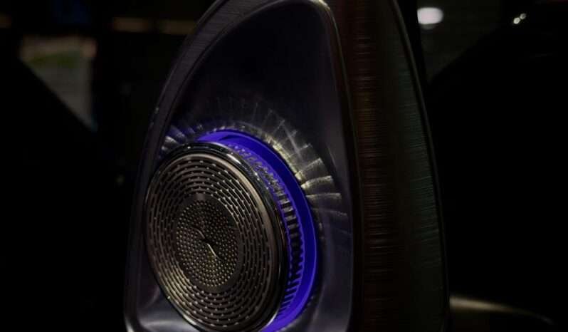 
								Mercedes-Benz GLC43 AMG full									