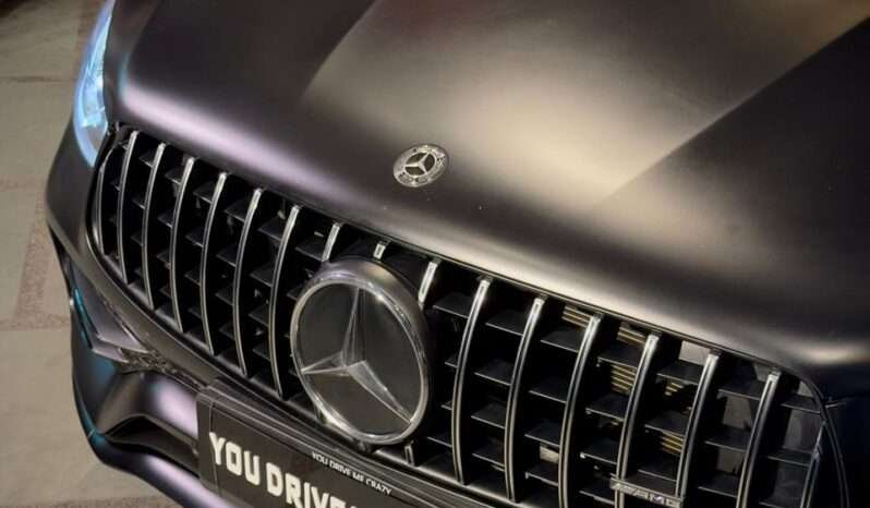 
								Mercedes-Benz GLC43 AMG full									